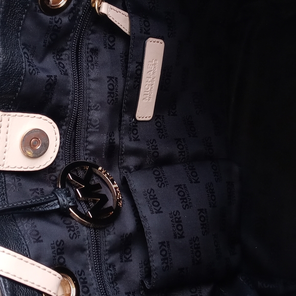 MK JET SET LARGE LEATHER TOTE/PURSE/BAG - Picture 8 of 11